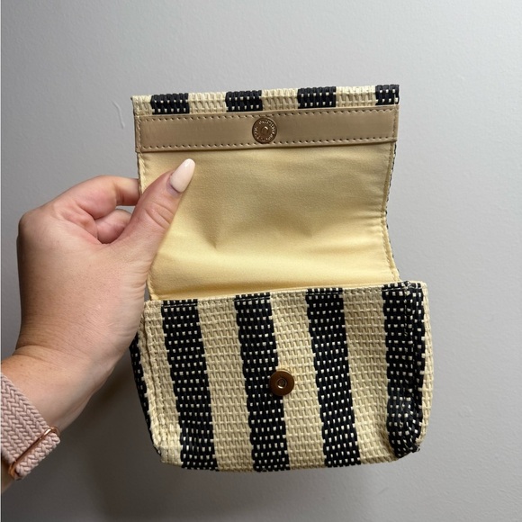 New Day Straw Bracelet Bag - Picture 6 of 8